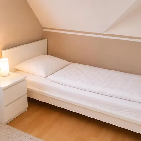 An Den Salzwiesen *