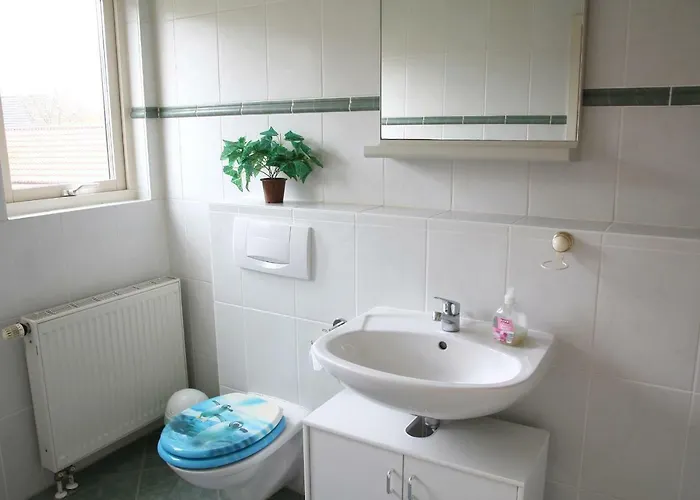 An Den Salzwiesen * Boltenhagen (Ostseebad)