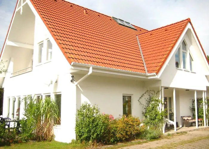 An Den Salzwiesen * Boltenhagen (Ostseebad)